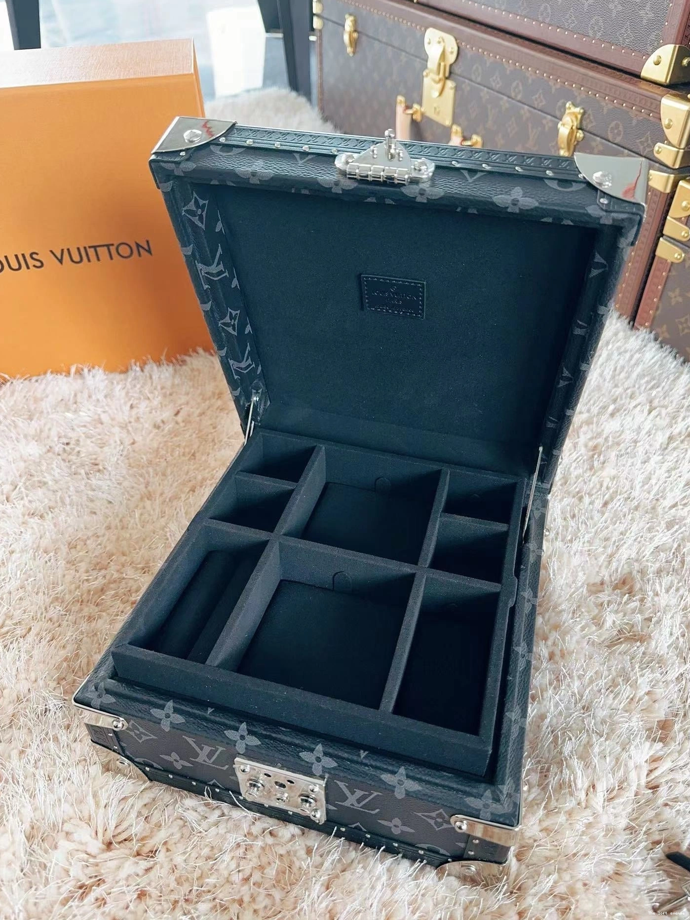 LV CUSTOM BLACK JEWELRY BOX 0710